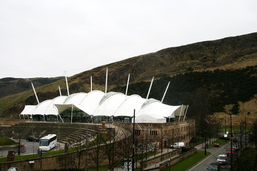 Dreamhouse Apartments Edinburgh Holyrood Park Exteriör bild